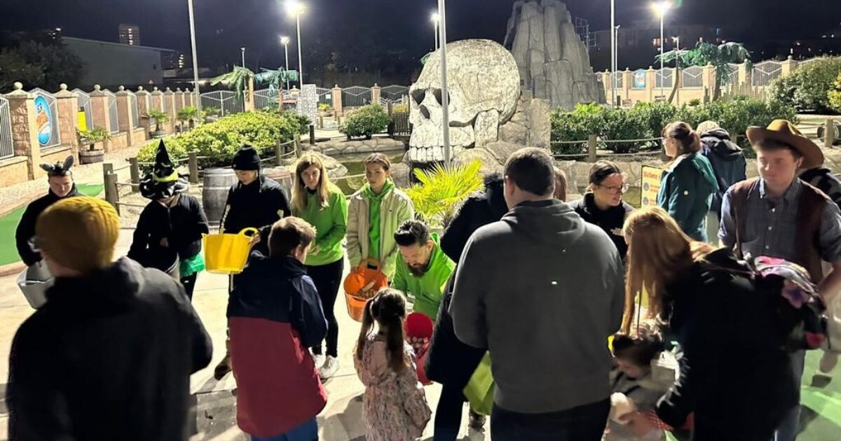 OpenGraph Image for We Too! raises over £2,000 at Codona’s Twilight Night
