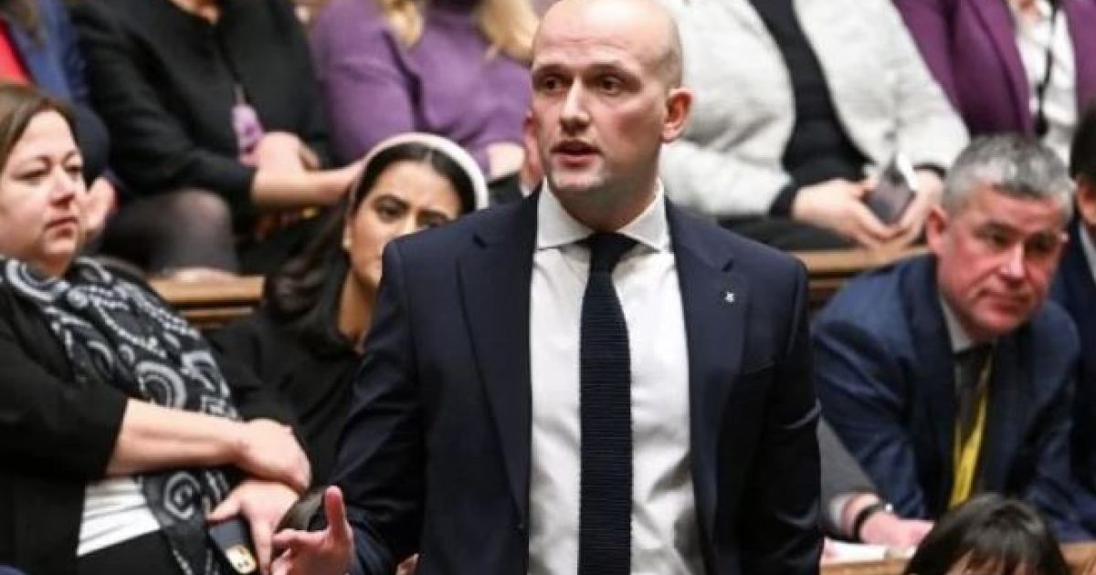 OpenGraph Image for Flynn sees off Holyrood election challenger