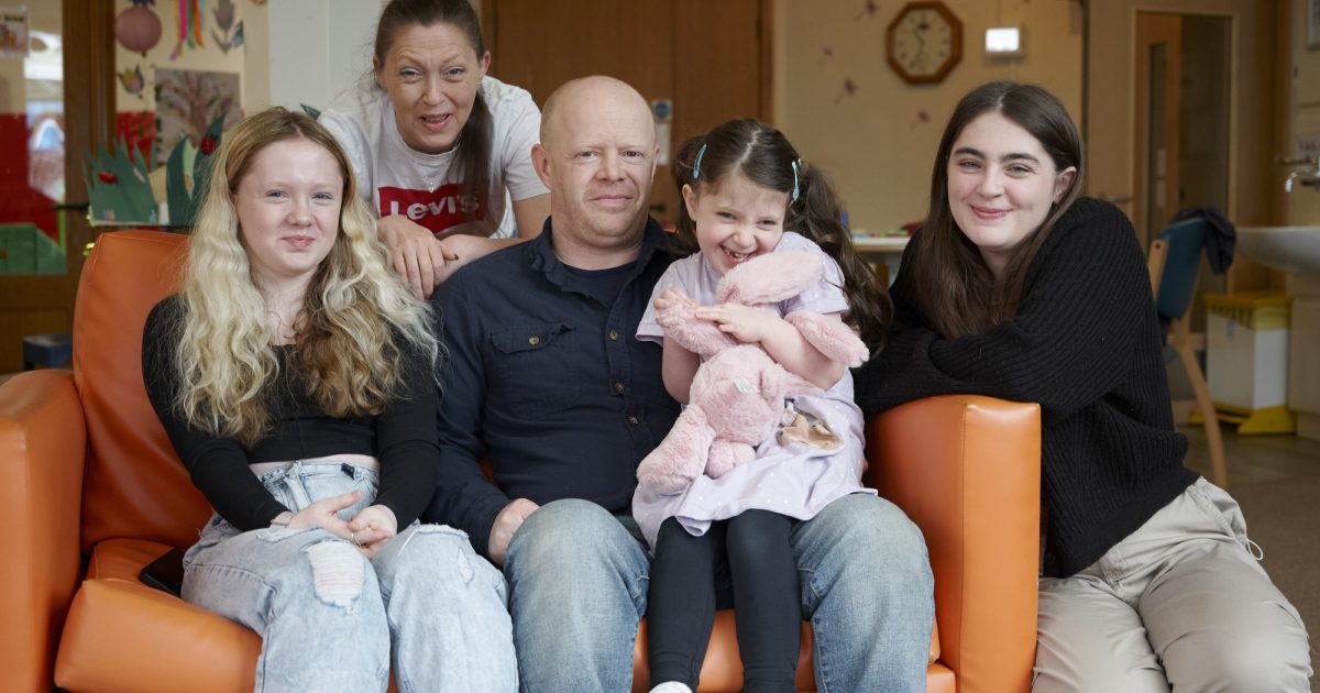 OpenGraph Image for New CHAS appeal spotlights special role nurses play in lives of dying children as charity sees surge in demand for services