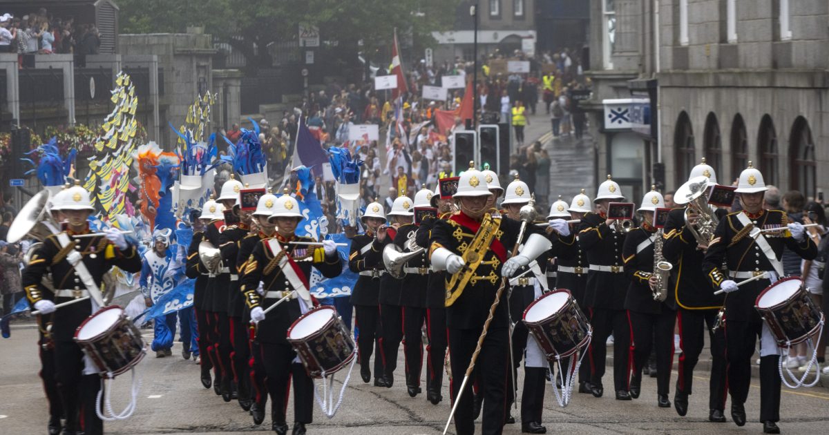 OpenGraph Image for Thousands flock to watch Tall Ships crew parade transform Aberdeen into Carnival City