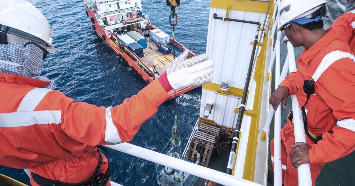 OpenGraph Image for DST-OFFSHORE Cleaner receives CEFAS approval for British North Sea usage