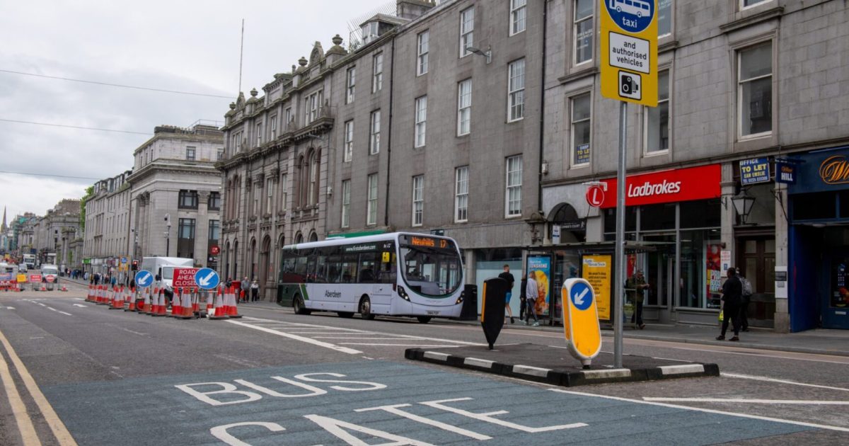 OpenGraph Image for Councillors ease bus gates but fail to adopt traders' proposals