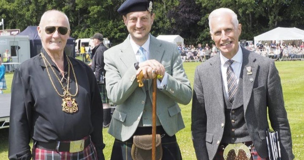 OpenGraph Image for Crowds flock to Aberdeen Highland Games