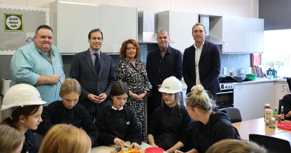 OpenGraph Image for New kitchen welcomes pupils thanks to partnership