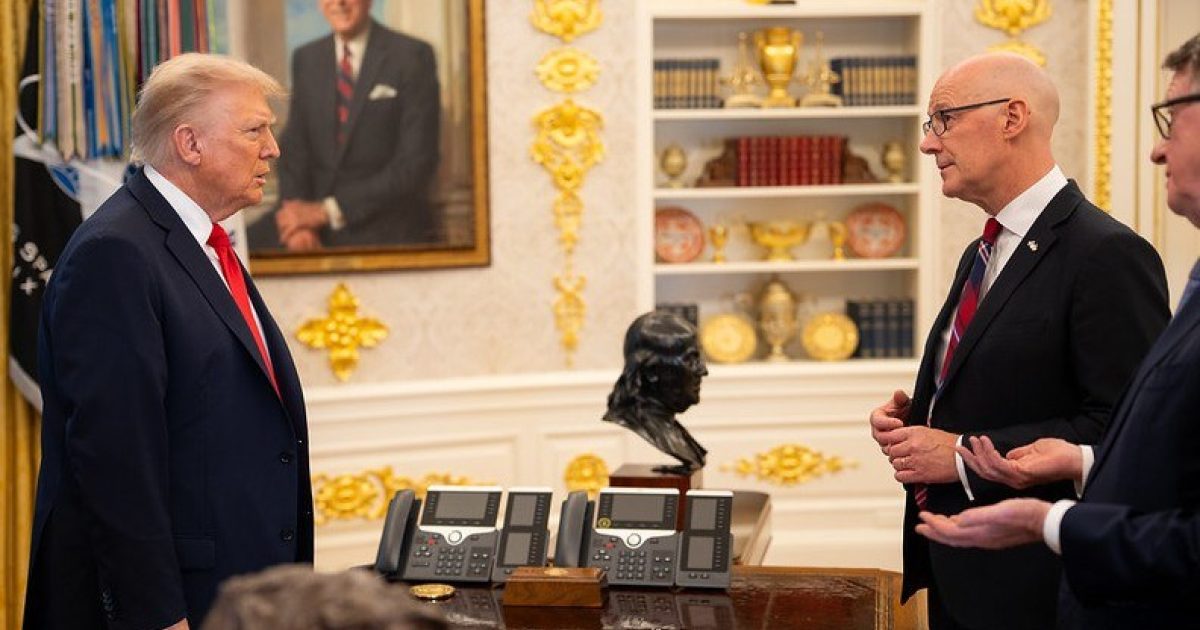 OpenGraph Image for Swinney holds 'constructive' Scotch whisky tariff talks with Trump