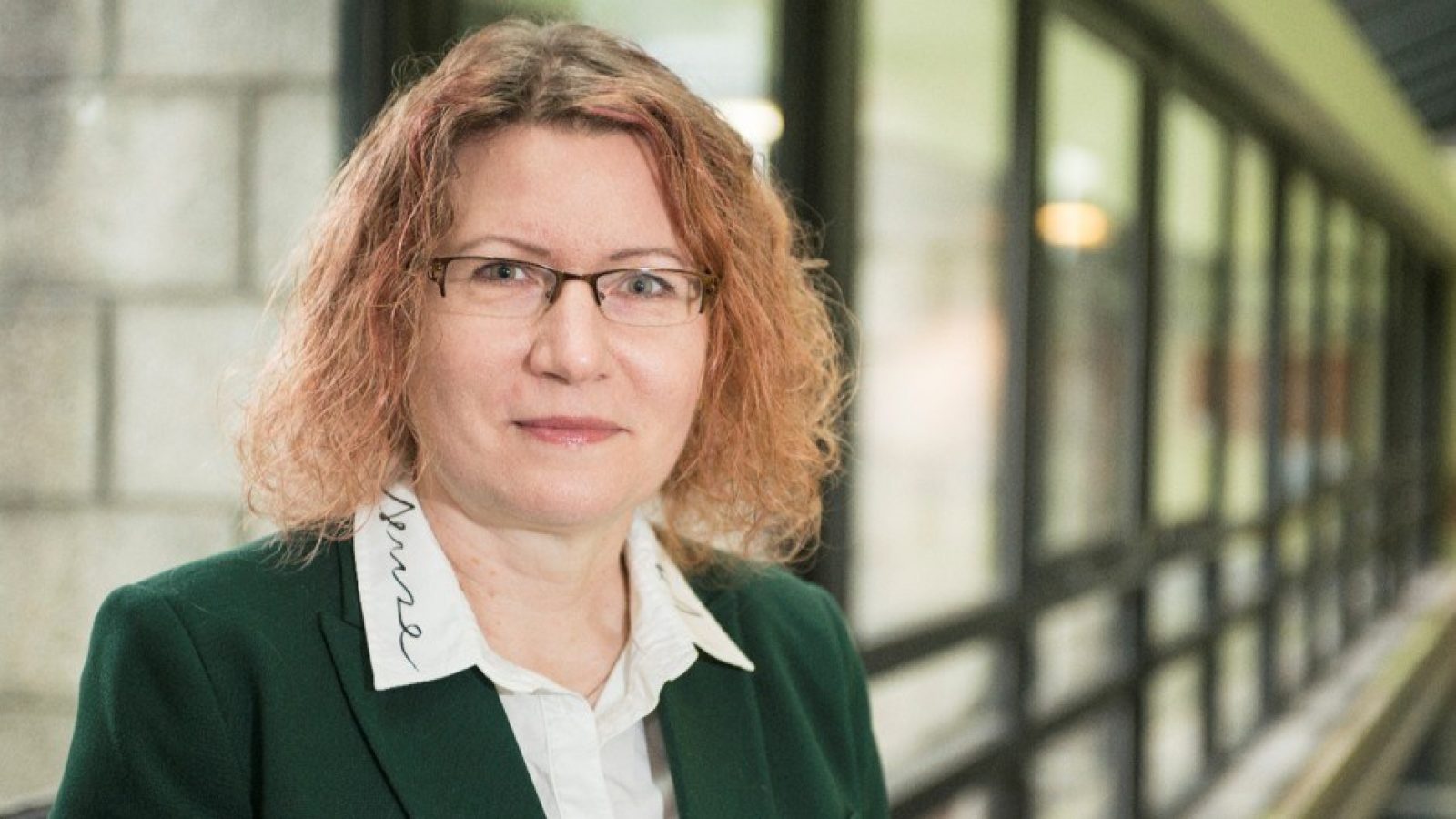 Professor Lee-Ann Sutherland.
