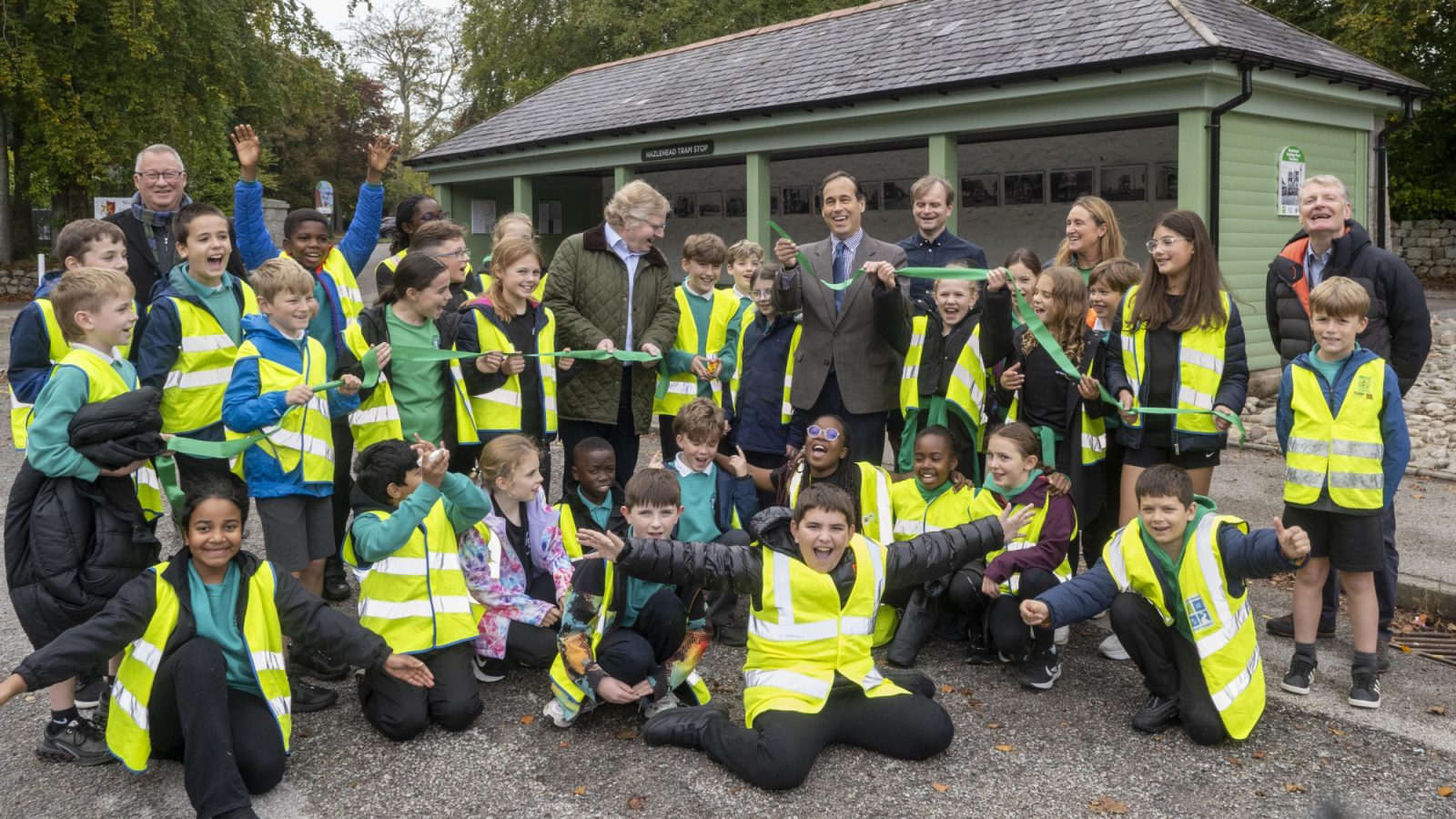 Hazlehead Primary School pupils with Donald Shaw, Councillor Martin Greig, Councillor Ian Yuill, headteacher Barbara Jones, school teacher Neil Anderson, and the Council's environmental manager Steven Shaw
