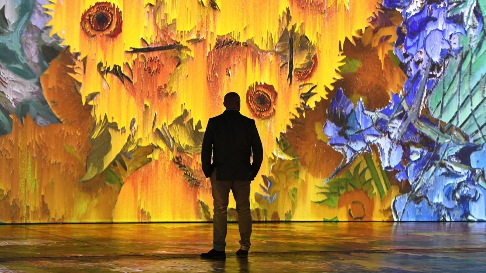 Bill Elms at Beyond Van Gogh. Credit: Andy Teebay