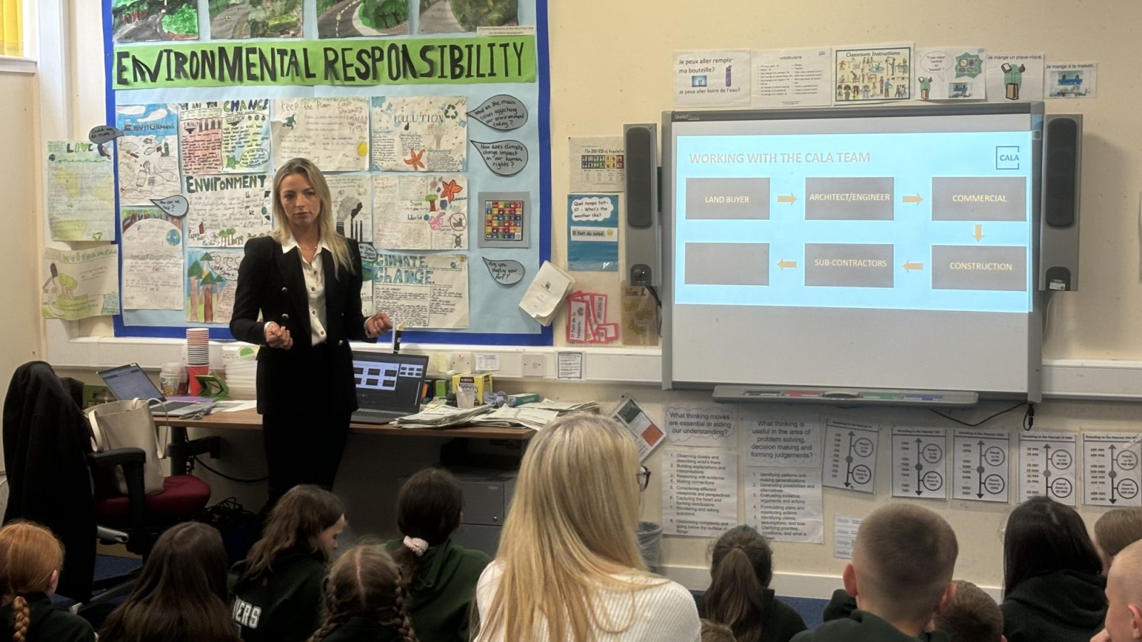 Eleanor Jack delivering the interactive session to pupils