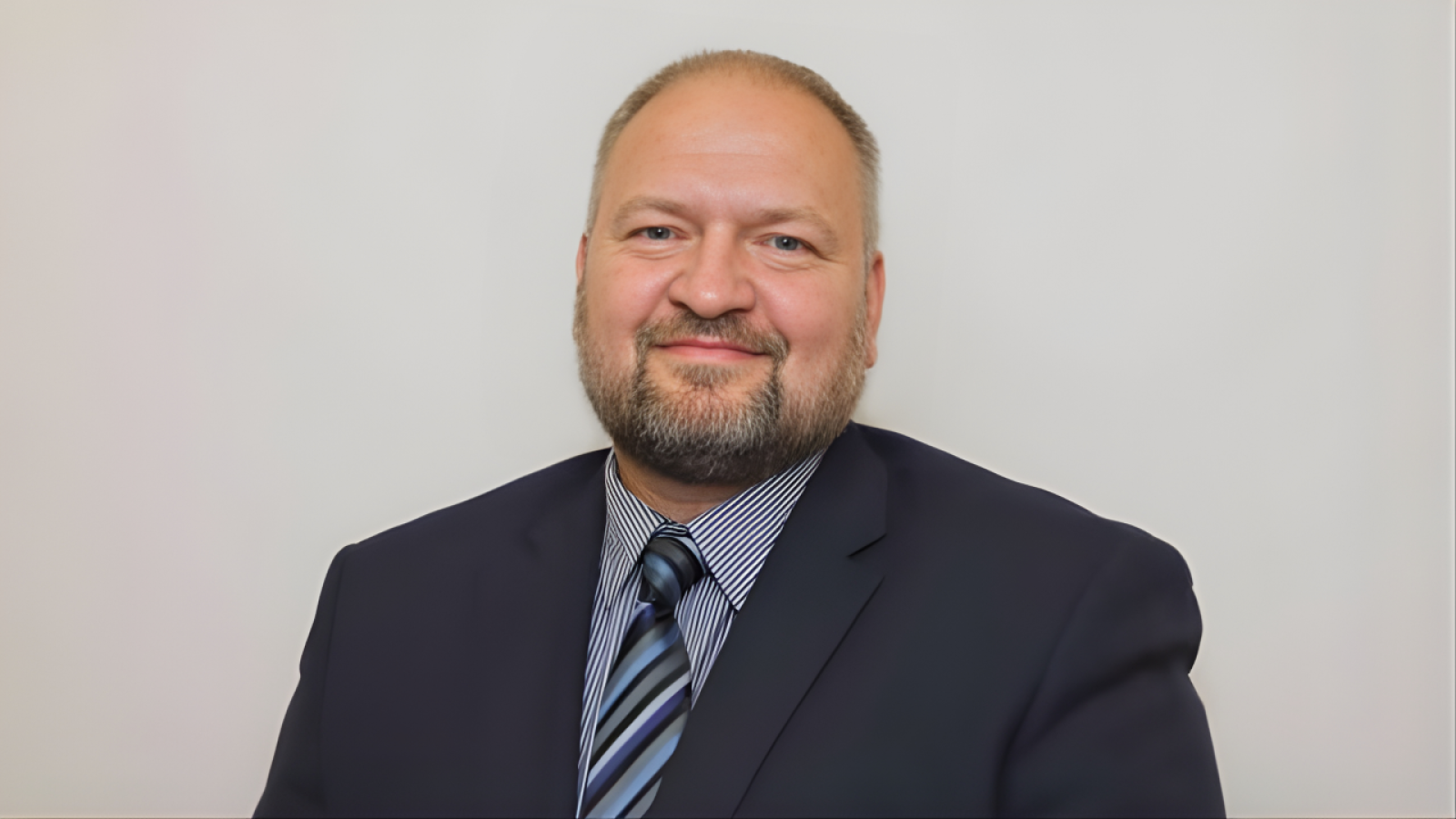 Dave Sims, Contracts and Commercial Manager at Scarf