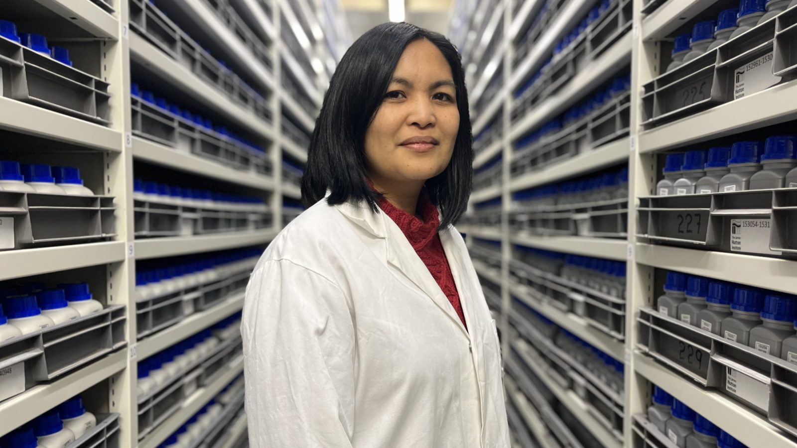 Hutton environmental microbiologist Dr Eulyn Pagaling