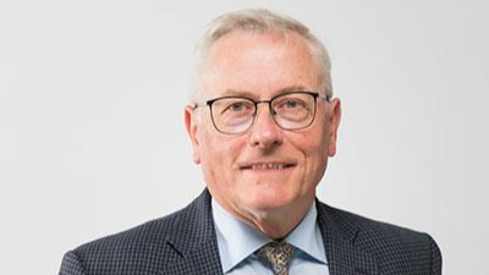 Emeritus Professor Joe Nellis