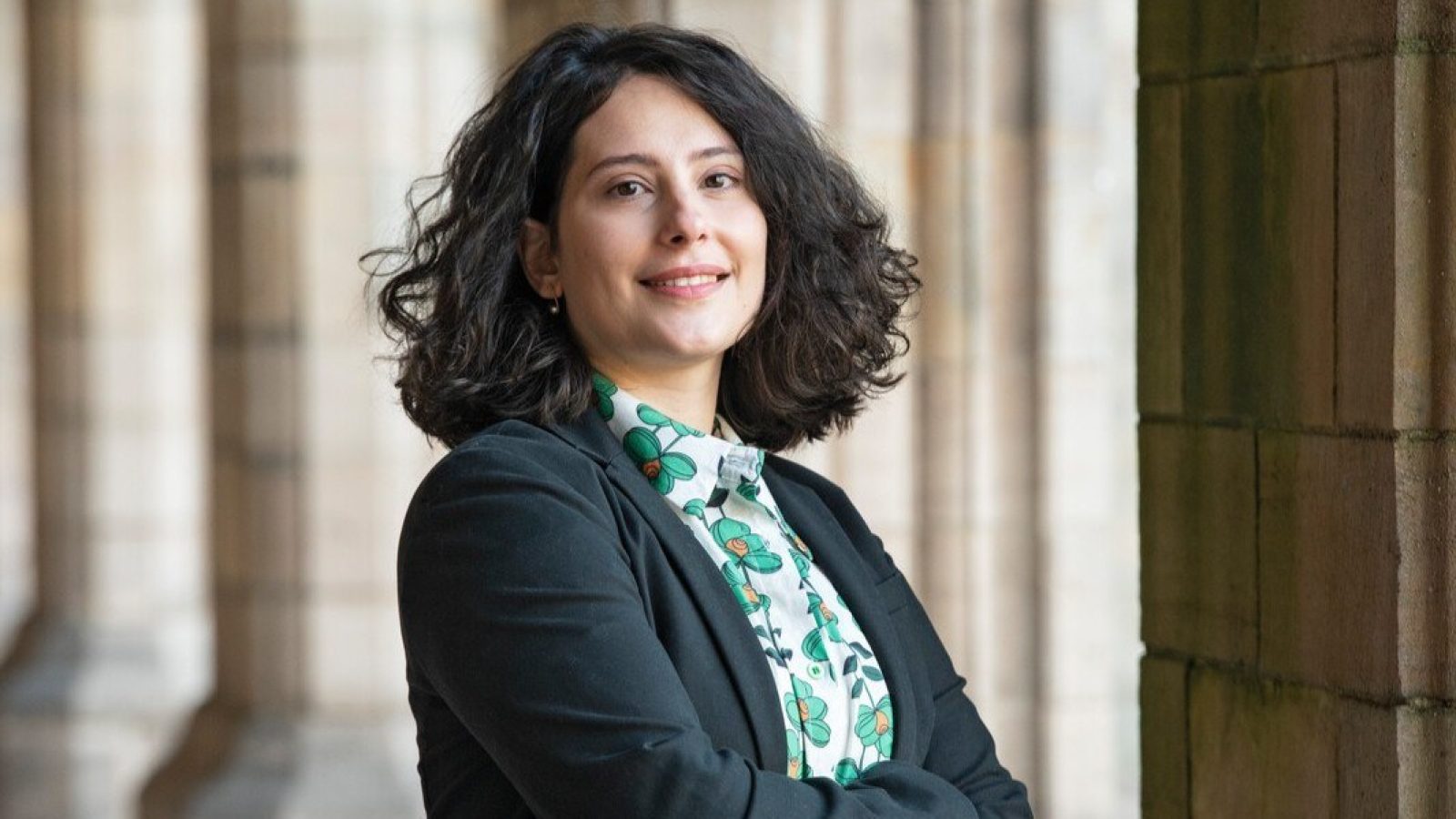 Dr Maria Manoli