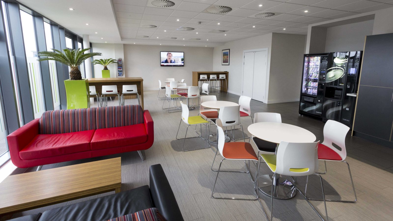 Why a shared office environment like BlueSky Business Space is great for productivity & employee health & wellbeing