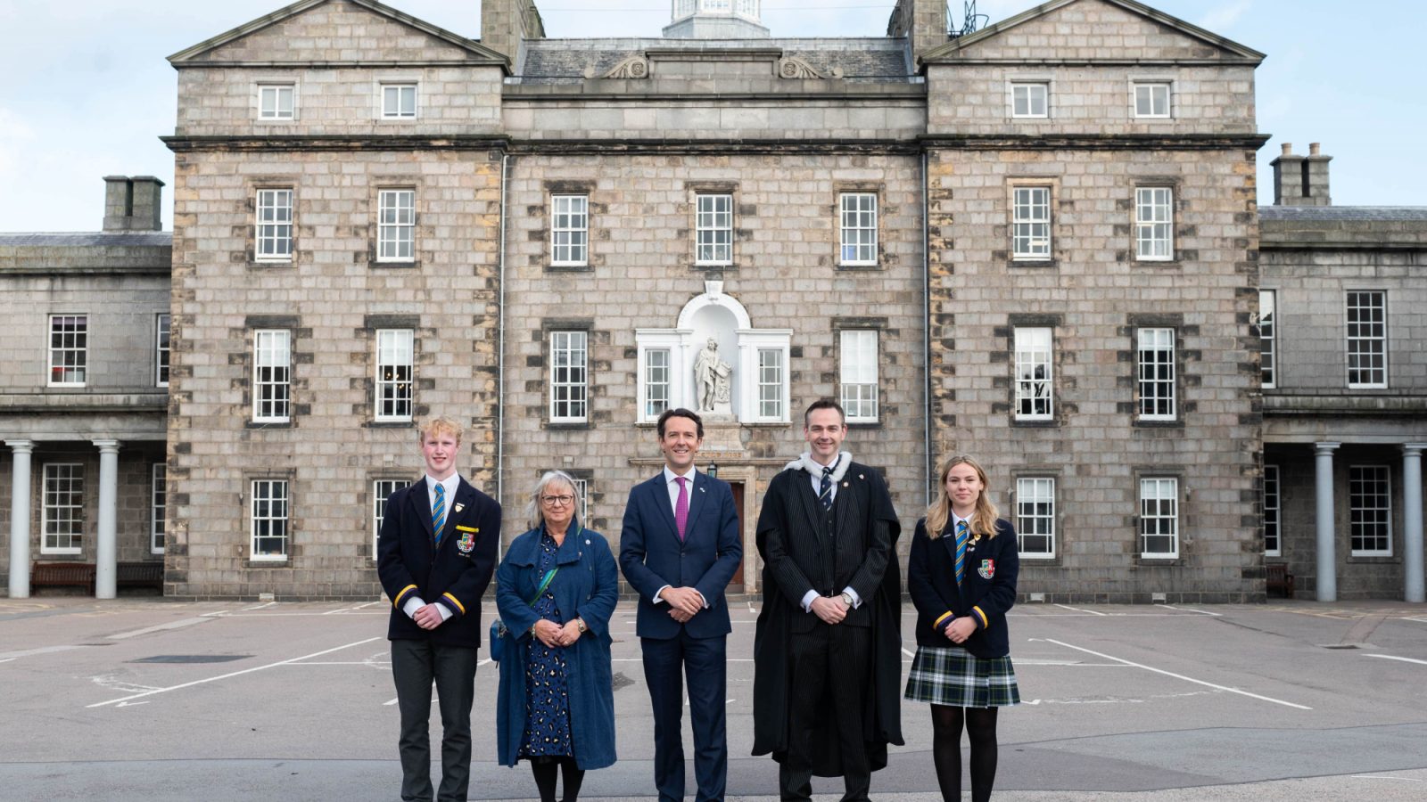 Harry, School Captain Liz Clark, Vice Chair of Board of RGC Governors  Will Rhind, Founder and CEO of GraniteShares Robin Macpherson, Head of Robert Gordon’s College Lucy, School Captain.