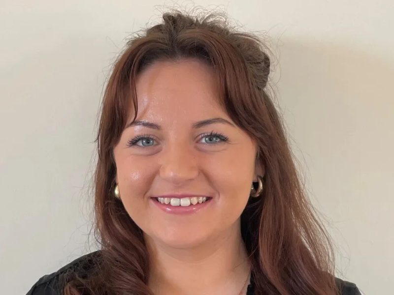 Elisha Align HR b0464c6958b2ce61ced917e5958dc330