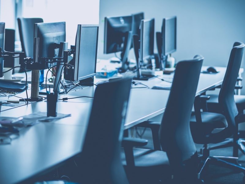 Empty office QES