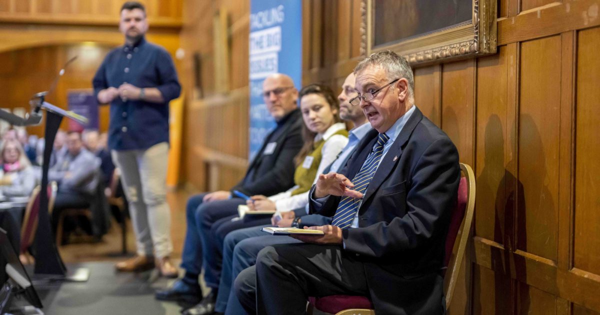 OpenGraph Image for Chancellor urged to refocus on growth with EPL reform as new report warns North Sea is “running out of time”