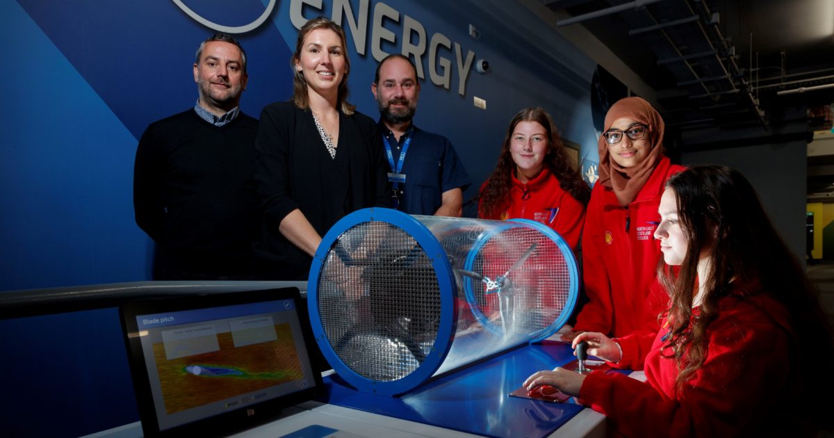 OpenGraph Image for Aberdeen Science Centre hosts mock COP26 grand finale