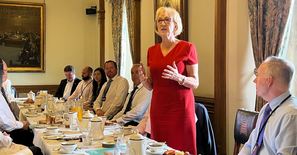 OpenGraph Image for Former UK Business Secretary lends support to North East Green Freeport bid