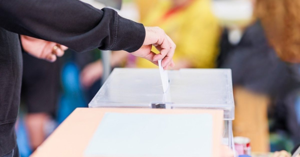 OpenGraph Image for Voters head to polls in key by-election