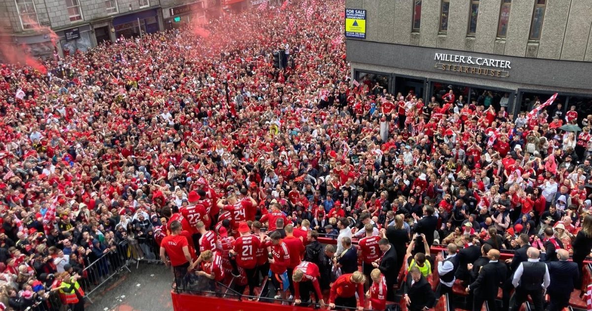 OpenGraph Image for More than 100k people pack Aberdeen city centre to welcome cup heroes home with trophy