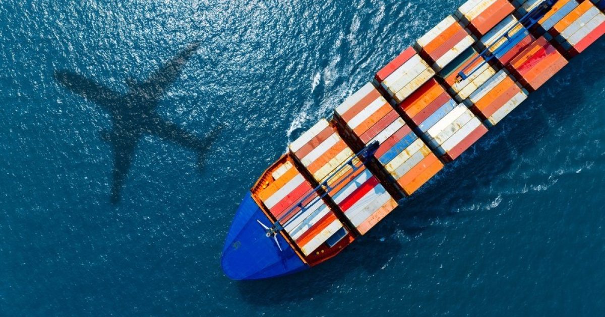 OpenGraph Image for The end of de minimis: Another Brexit for SME exporters?