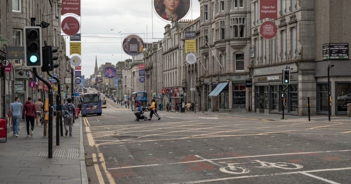 OpenGraph Image for SRC warns budget could end high street as we know it