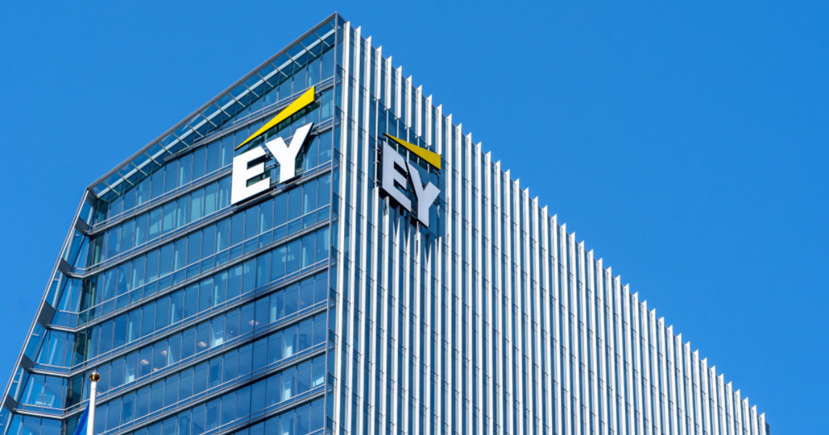 OpenGraph Image for EY scraps plan to split its audit and consulting businesses