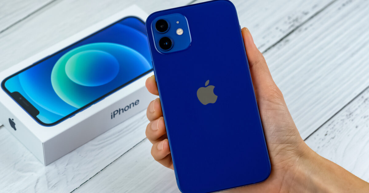 OpenGraph Image for Fears over iPhone 12 radiation levels rock Apple