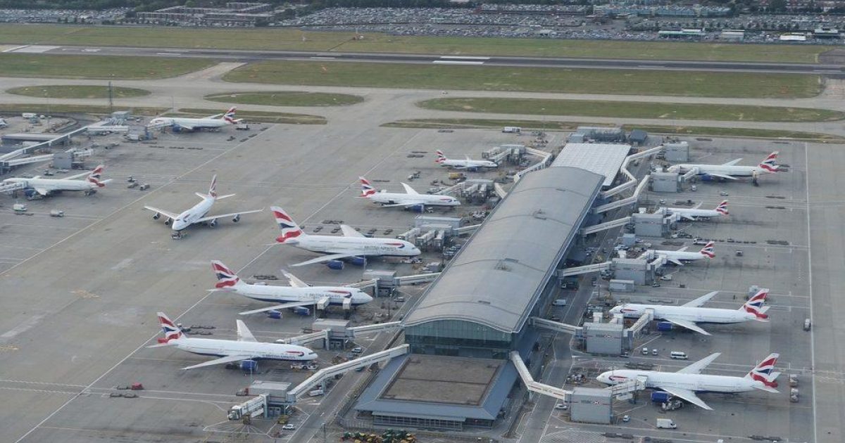 OpenGraph Image for Reeves to back third runway at Heathrow in push to grow the economy