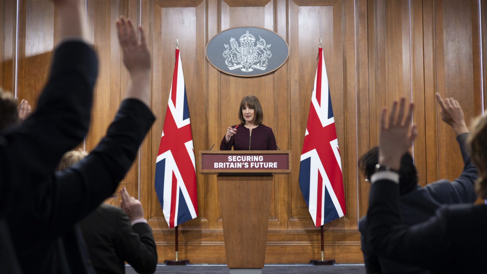 Thousands of high street jobs at risk as major retailers enter insolvency talks