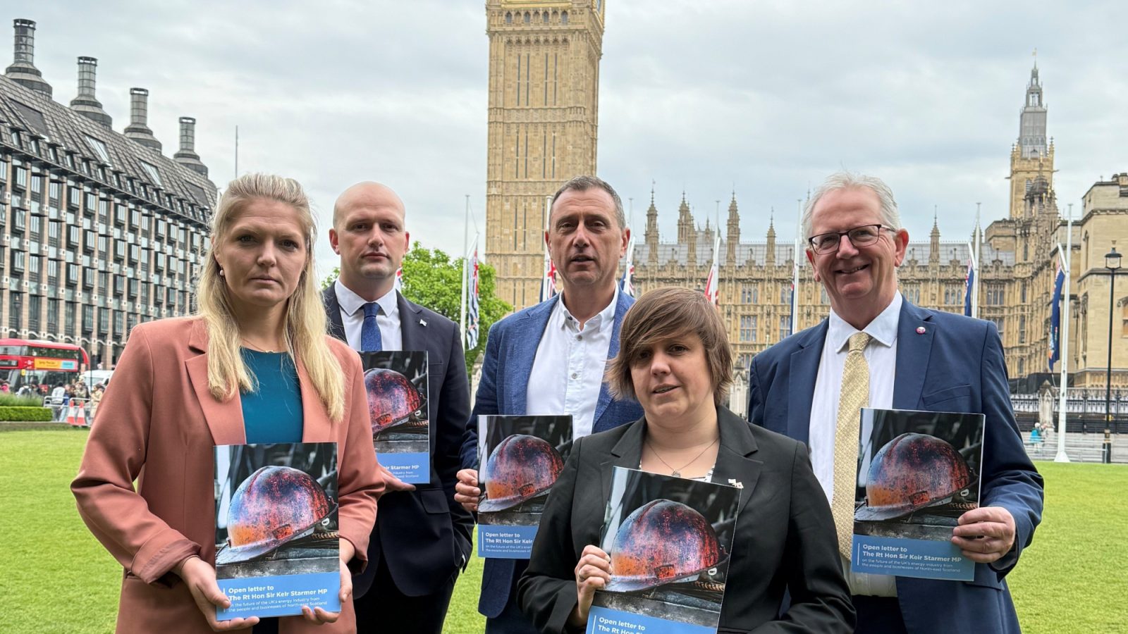 AGCC takes windfall tax campaign to streets of Westminster