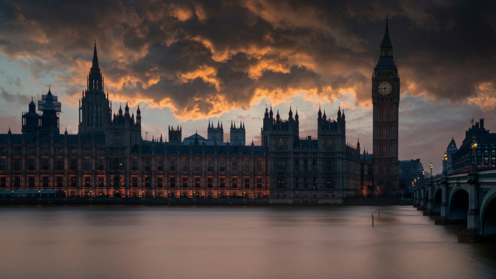 Migrant hotel blunders cost taxpayer billions, MPs warn