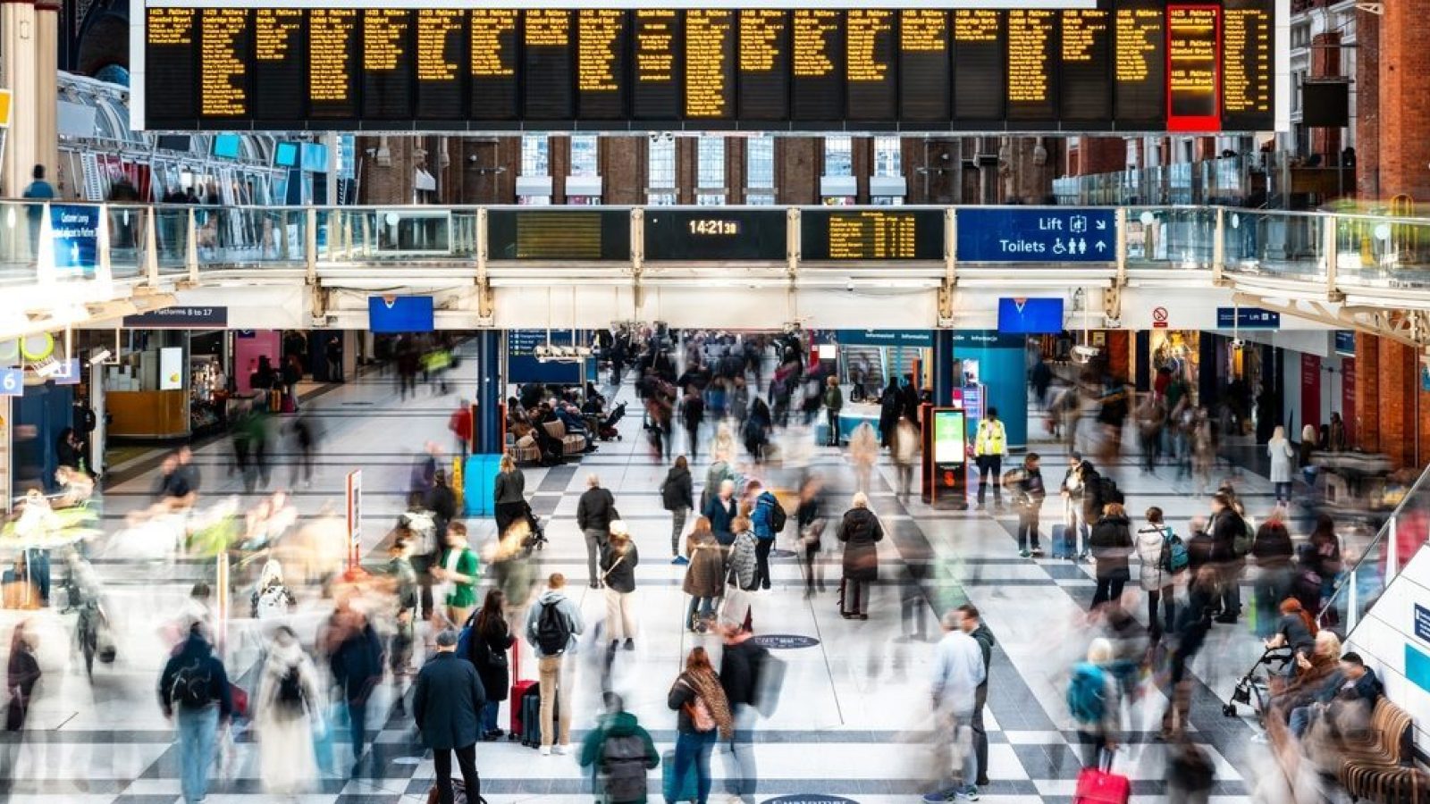 Market Watch: UK unemployment rate rises to 5%