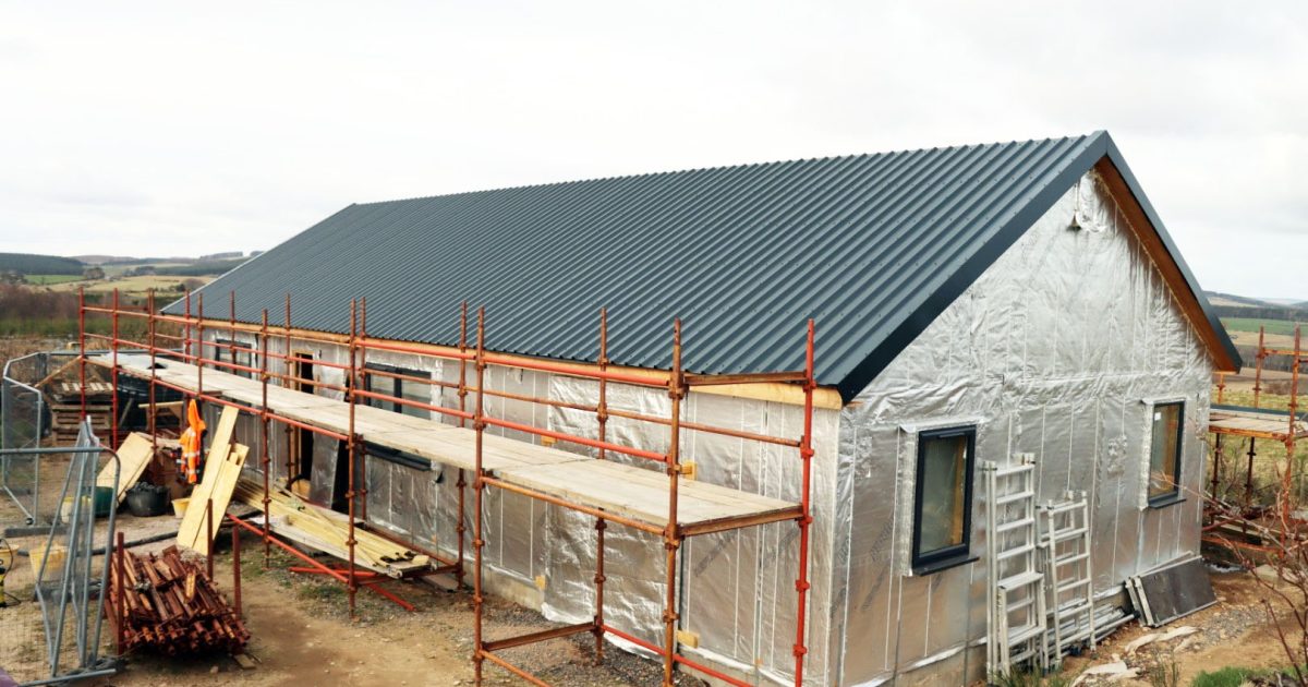 OpenGraph Image for East West Flooring delivers key milestone for Midmar Men’s Shed project