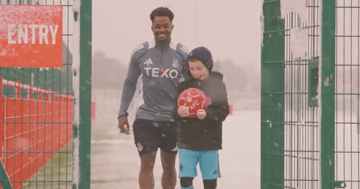 OpenGraph Image for Bethan nets Dons star to score a Christmas hit!