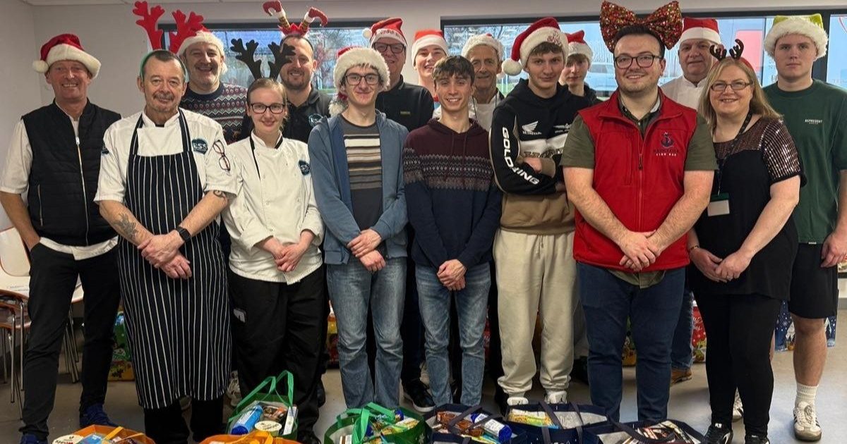 OpenGraph Image for ESS collaborates with suppliers to donate over 10,000 charity meals this Christmas