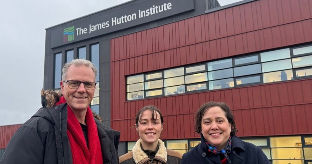 OpenGraph Image for Innovative seaweed dye startup based at The James Hutton Institute enters Company Creation phase of spinout programme, securing £200,000 in funding