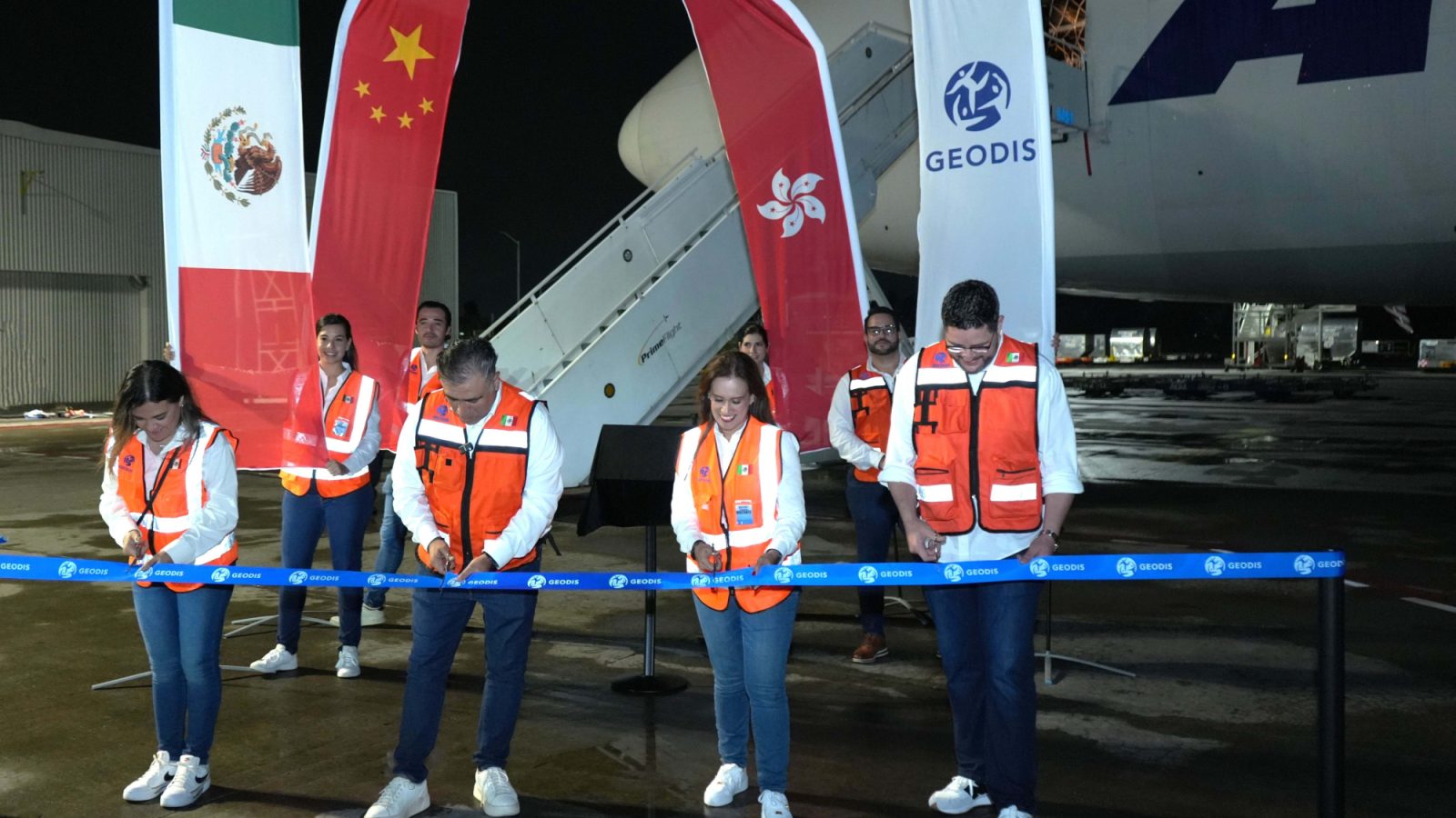 GEODIS celebrates 500th dedicated freighter flight from Asia to Mexico