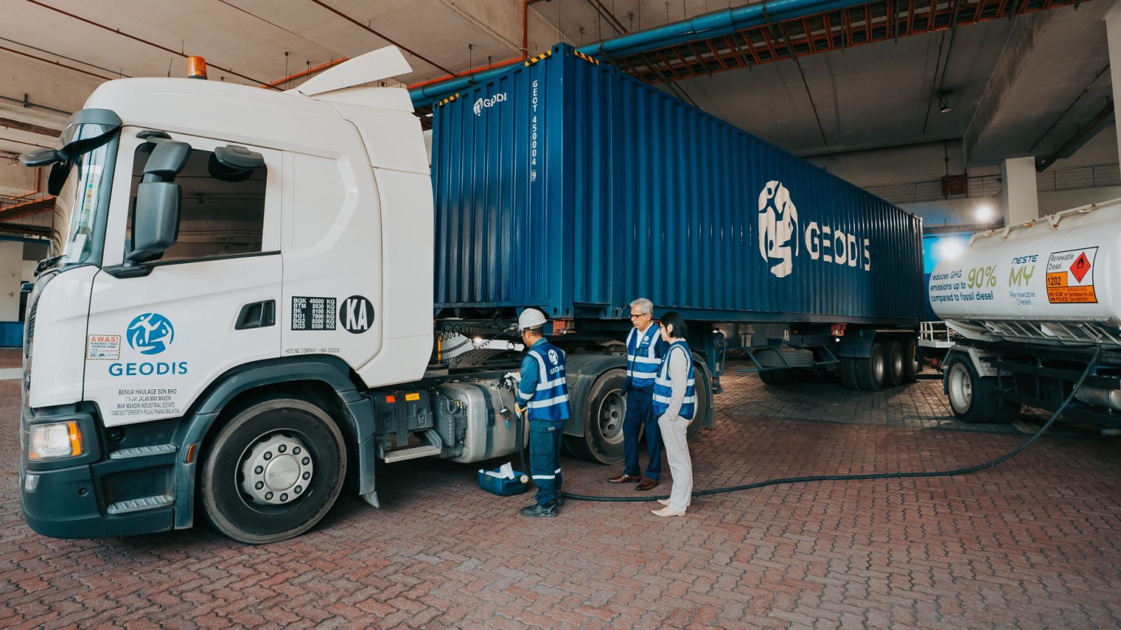 GEODIS pilots South-east Asia’s first cross-border trucking service using renewable diesel