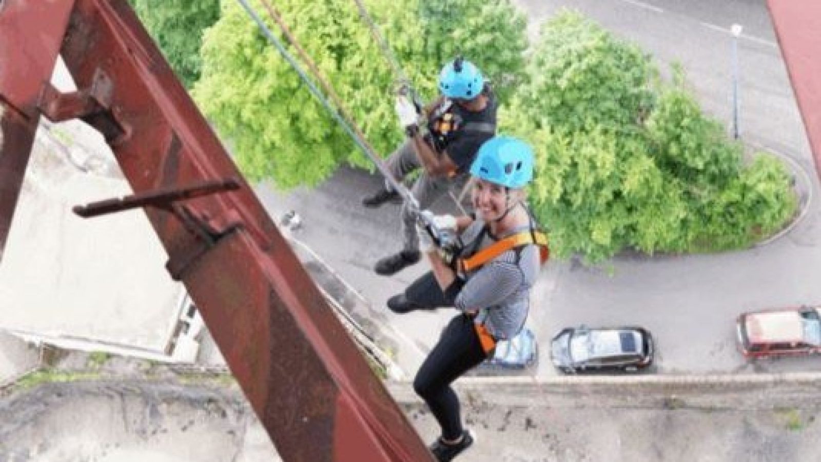 Chamber members offered 50% discount for thrilling Forth Bridge abseil