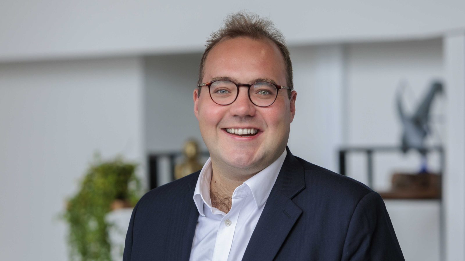 Critically-acclaimed author to reveal the dramatic story of Winston Churchill’s 15 years as a Scottish MP