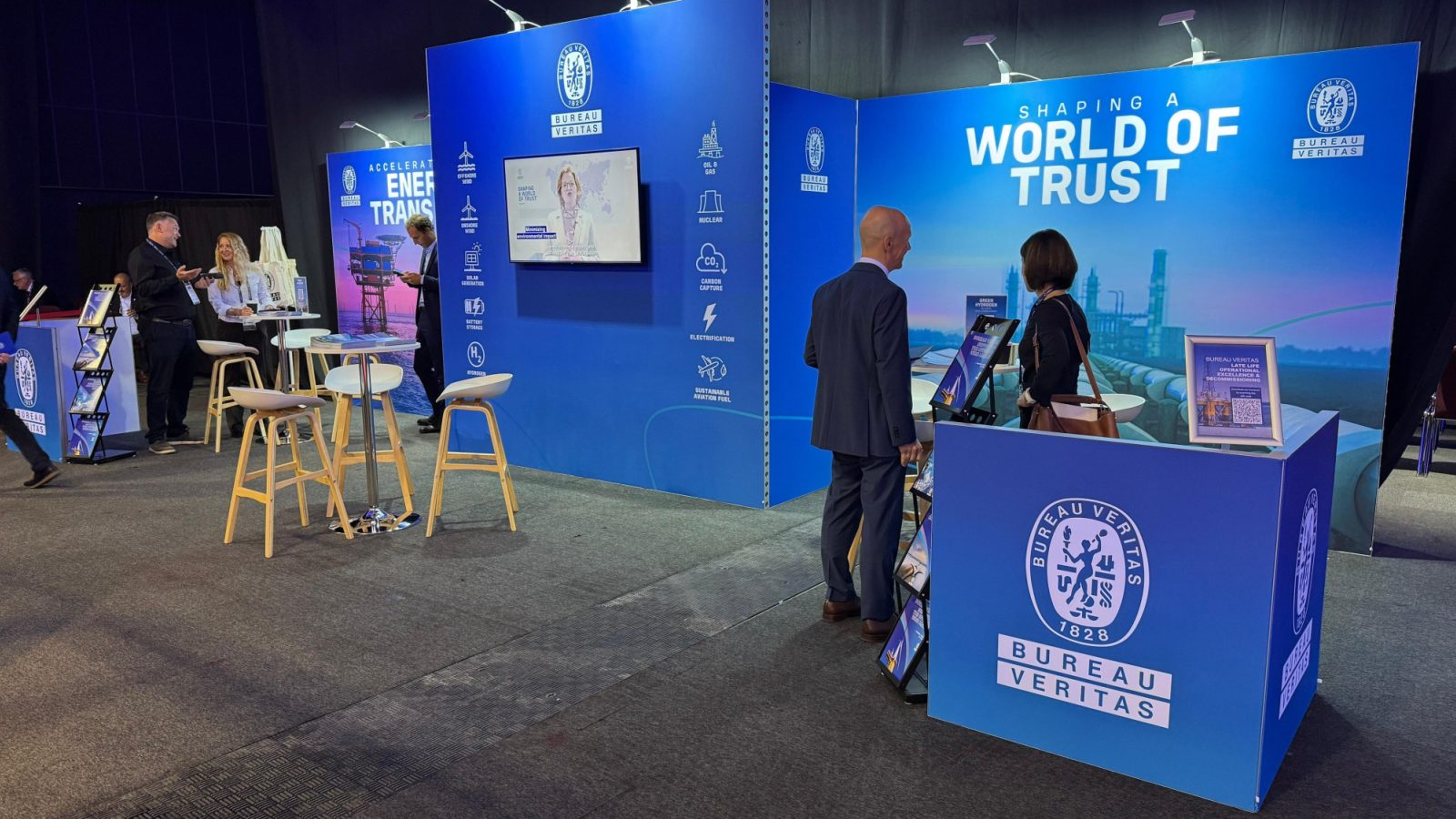 Outline Event Services invests in reusable kit to deliver sustainable, flexible exhibition stands