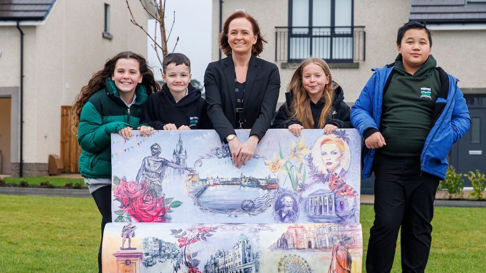 Aberdeen housebuilder installs book bench in Milltimber following charity auction bid