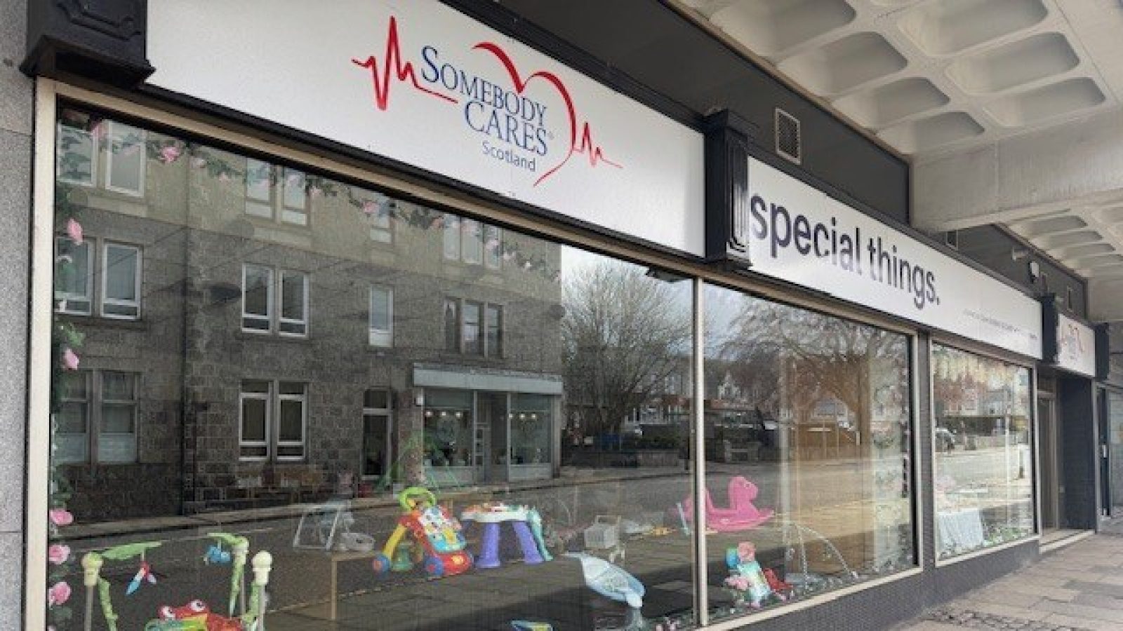 Somebody Cares Scotland launches new 'Mummy & Me' retail theme with fresh intake of young volunteers