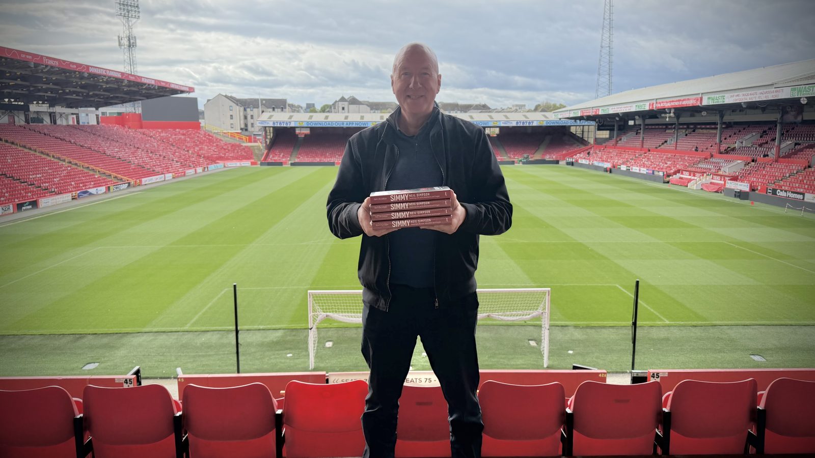 RAM Tubulars sponsors book launch for valued employee Neil Simpson