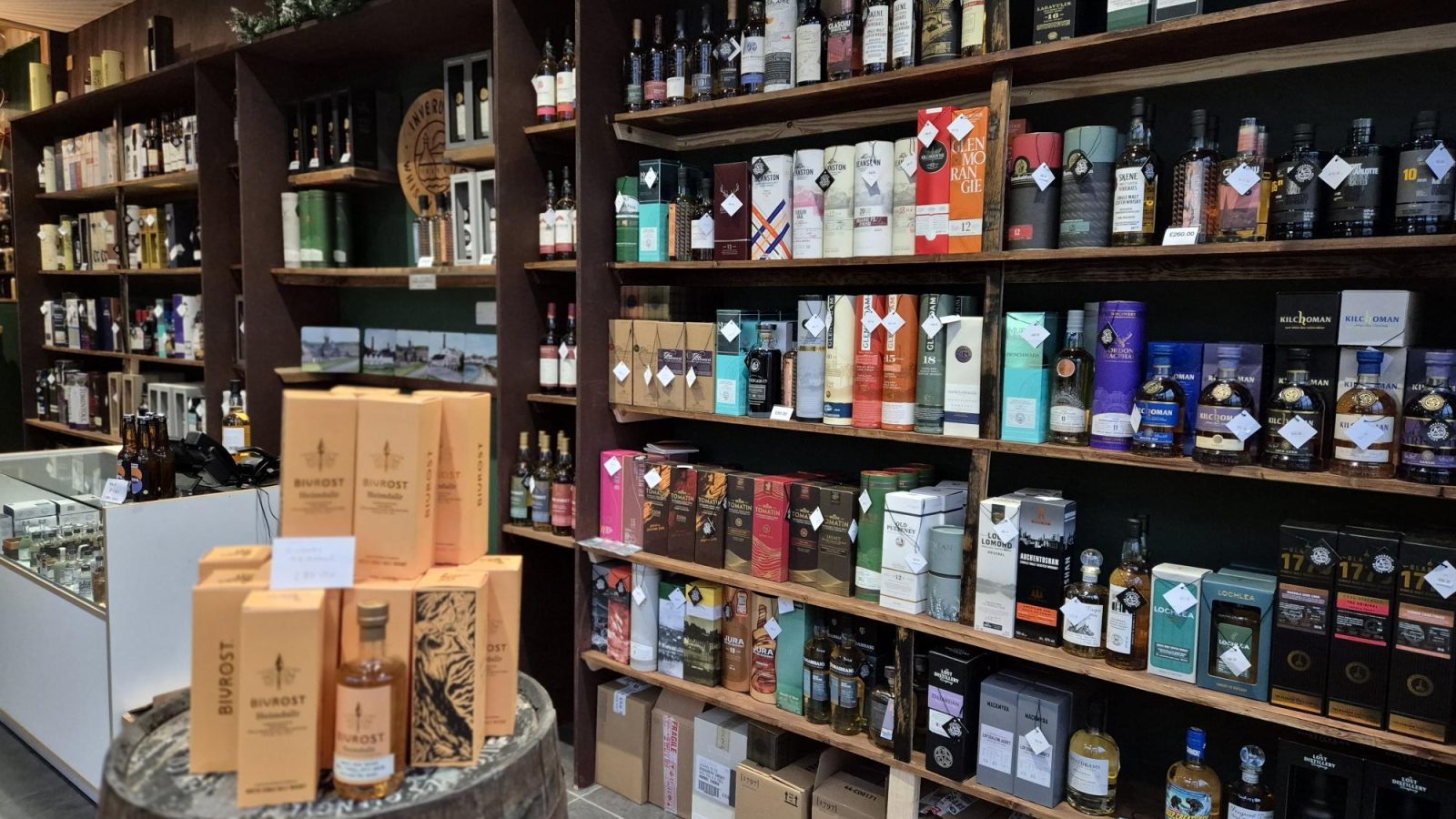Aberdeenshire whisky retailer toasts to expansion after accessing Business Gateway support