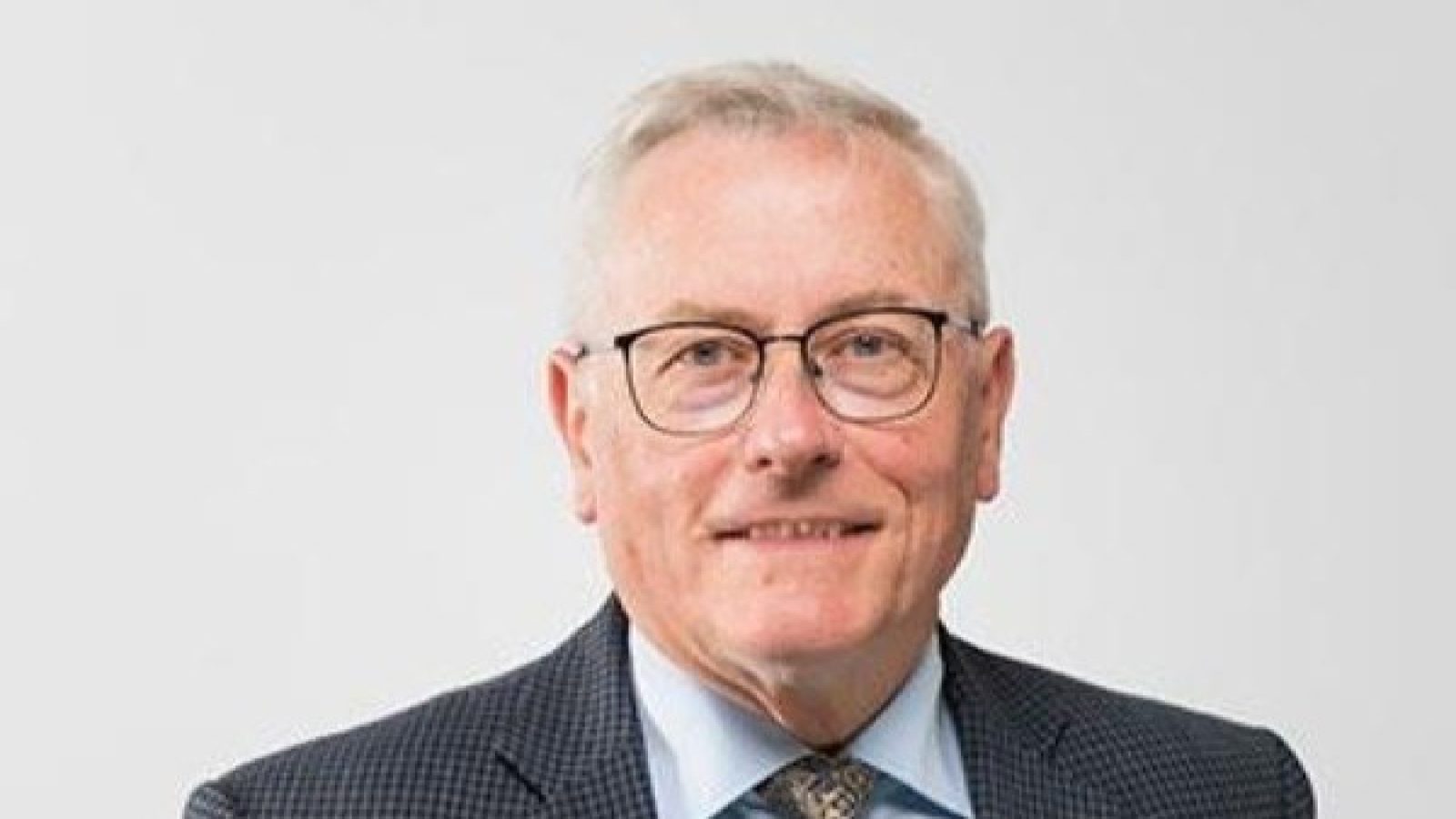 UK economy stalls in January while events in the Middle East undermine forecasts