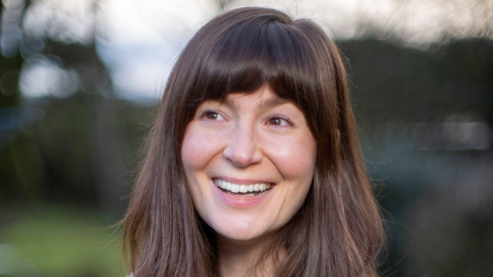 Natasha Raskin Sharp announced as Auctioneer for The BookBench Trail